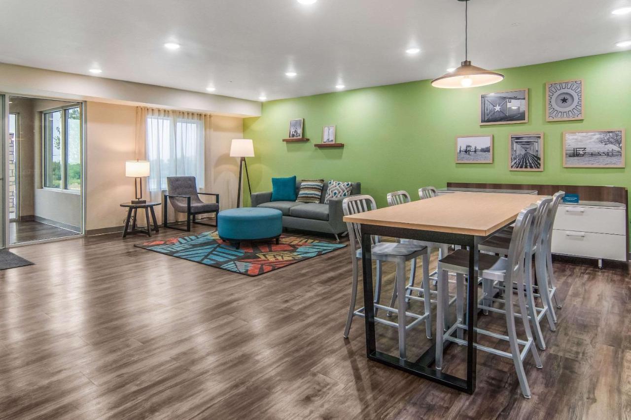 Woodspring Suites North Ft Worth Alliance Tx Speedway Форт-Ворт Екстер'єр фото